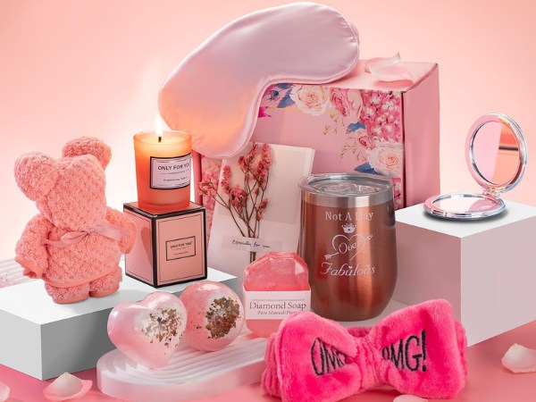 5+ MÓN QUÀ TẶNG SINH NHẬT BẠN NỮ ĐỘC ĐÁO